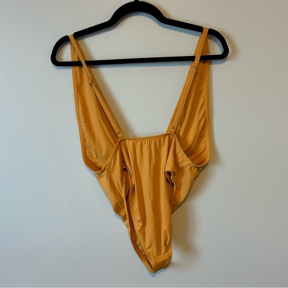 Dippin’ Daisy’s Euphoria One Piece *Honey - Picture 6 of 7